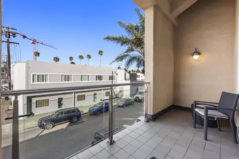 Exterior - 550 Seagaze Dr #9, Oceanside, CA 92054 photo 1 of 1