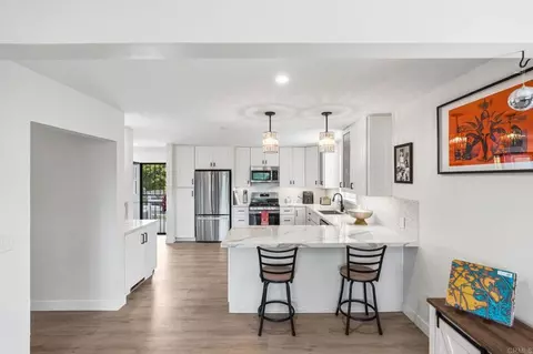 Kitchen - 514 Avalon Dr, Vista, CA 92084 photo 1 of 4