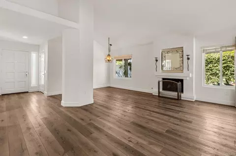 Living - 4714 Majorca Way, Oceanside, CA 92056 photo 2 of 7