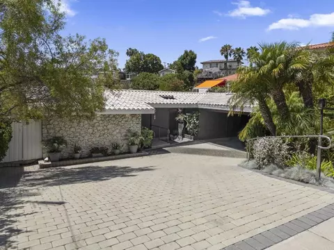 Exterior - 5860 Cactus Way, La Jolla, CA 92037 photo 9 of 10
