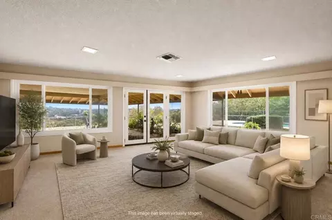 Living - 293 Via Del Cerrito, Encinitas, CA 92024 photo 6 of 24