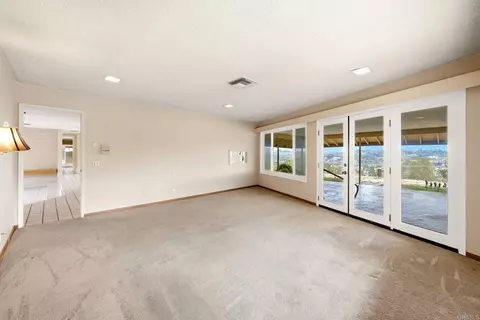 Living - 293 Via Del Cerrito, Encinitas, CA 92024 photo 18 of 24