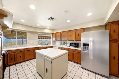 Kitchen - 293 Via Del Cerrito, Encinitas, CA 92024 photo 1 of 7
