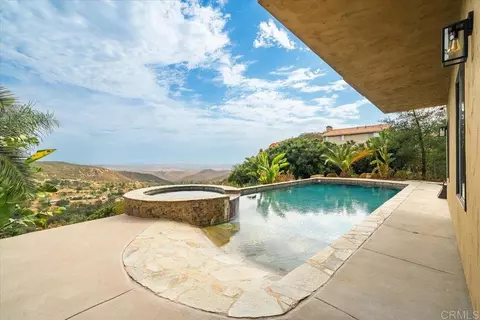 Exterior - 15223 Skyridge Rd, Poway, CA 92064 photo 8 of 12