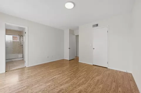 Bedroom - 2168 Valleydale Ln, Encinitas, CA 92024 photo 1 of 3