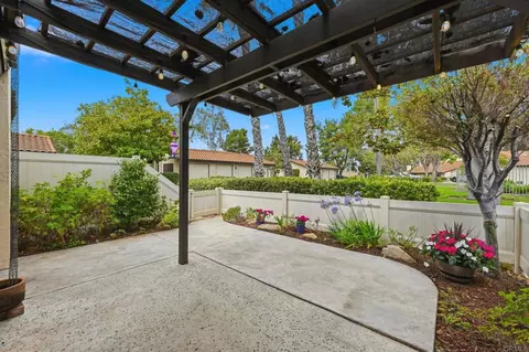 Exterior - 2168 Valleydale Ln, Encinitas, CA 92024 photo 5 of 13