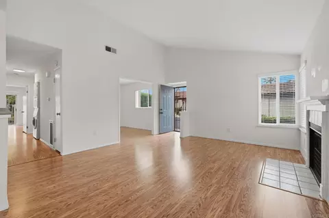 Living - 2168 Valleydale Ln, Encinitas, CA 92024 photo 3 of 7