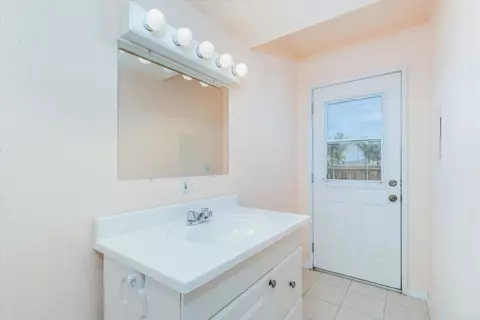 Bath - 226 Durgin St, Ramona, CA 92065 photo 3 of 3