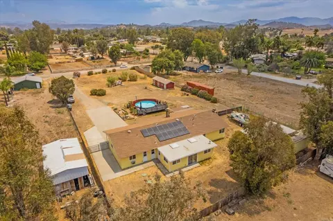 View/Area - 226 Durgin St, Ramona, CA 92065 photo 4 of 5