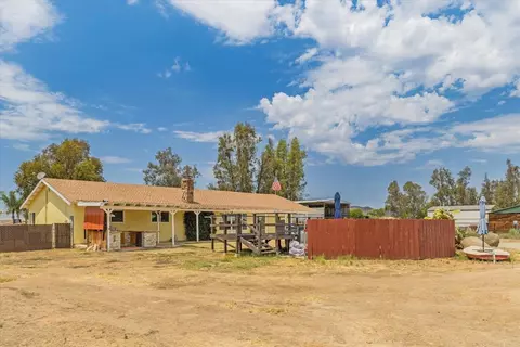 Exterior - 226 Durgin St, Ramona, CA 92065 photo 5 of 10