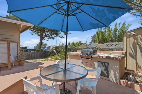 Exterior - 446 15th St, Del Mar, CA 92014 photo 8 of 10