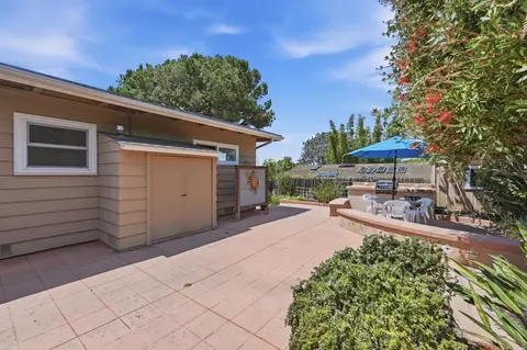 Exterior - 446 15th St, Del Mar, CA 92014 photo 6 of 10