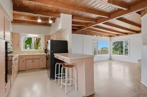 Kitchen - 446 15th St, Del Mar, CA 92014 photo 2 of 3