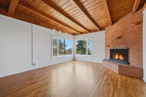 Living - 446 15th St, Del Mar, CA 92014 photo 2 of 7