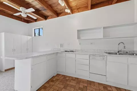 Kitchen - 446 15th St, Del Mar, CA 92014 photo 3 of 3