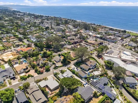 View/Area - 446 15th St, Del Mar, CA 92014 photo 4 of 5