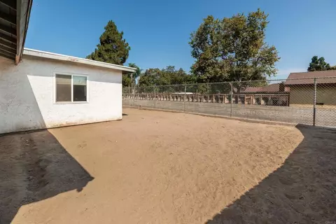 Exterior - 106 Lancer Ave, Oceanside, CA 92058 photo 9 of 11