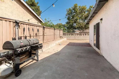 Exterior - 106 Lancer Ave, Oceanside, CA 92058 photo 6 of 11