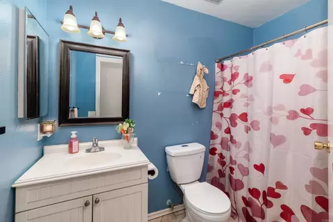 Bath - 106 Lancer Ave, Oceanside, CA 92058 photo 2 of 2