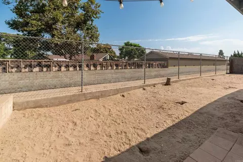 Exterior - 106 Lancer Ave, Oceanside, CA 92058 photo 8 of 11