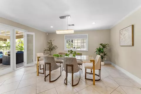 Dining - 15321 Via Molinero, Poway, CA 92064 photo 1 of 2