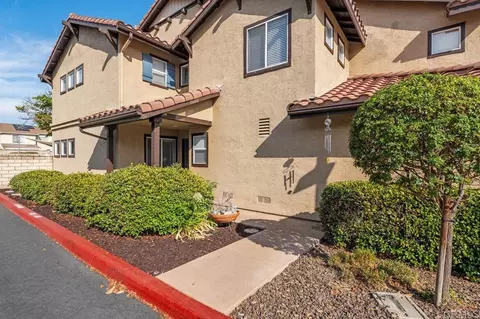 325 Whispering Willow Dr #C, Santee, CA 92071 photo 4