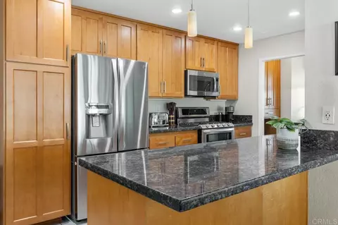 Kitchen - 2005 Countrywood Ct, Encinitas, CA 92024 photo 3 of 8