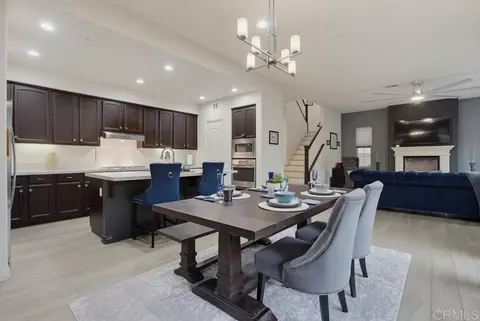 Dining - 1089 Primrose Ln, Encinitas, CA 92024 photo 2 of 3