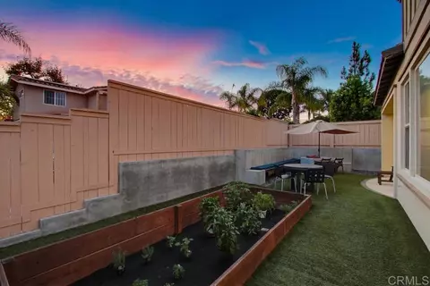 Exterior - 1089 Primrose Ln, Encinitas, CA 92024 photo 4 of 5