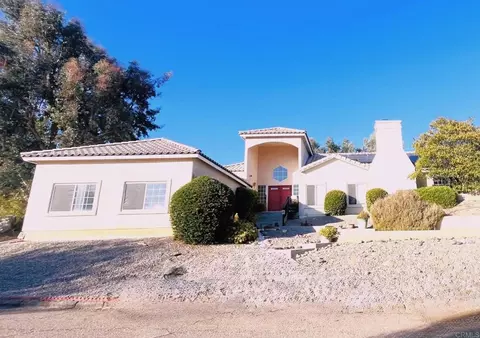 24396 Sargeant Rd, Ramona, CA 92065