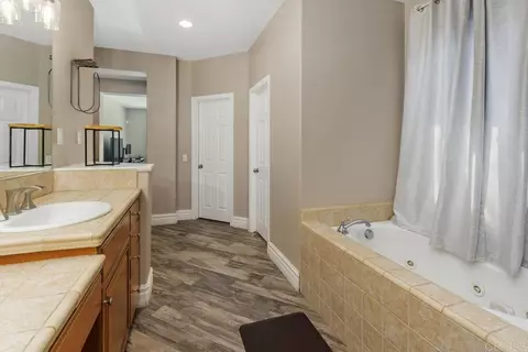 Bath - 44684 Mumm St, Temecula, CA 92592 photo 4 of 4