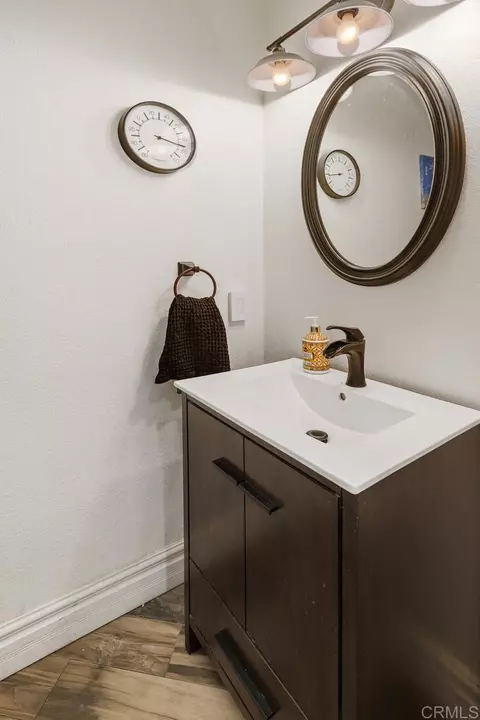 Bath - 44684 Mumm St, Temecula, CA 92592 photo 1 of 4