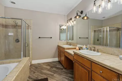 Bath - 44684 Mumm St, Temecula, CA 92592 photo 3 of 4
