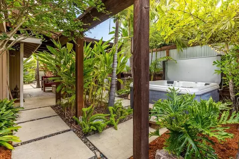 Exterior - 808 Palaro Dr, Encinitas, CA 92024 photo 10 of 23