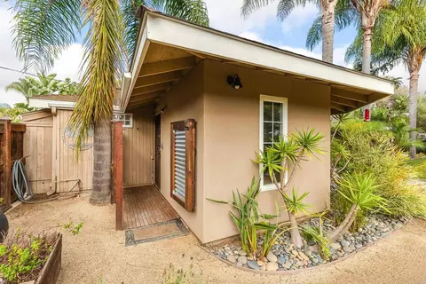 Exterior - 808 Palaro Dr, Encinitas, CA 92024 photo 20 of 23
