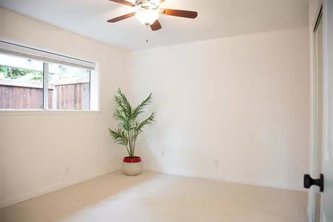 Bedroom - 808 Palaro Dr, Encinitas, CA 92024 photo 6 of 6