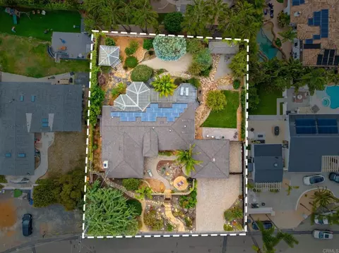 View/Area - 890 Passiflora Ave, Encinitas, CA 92024 photo 5 of 5