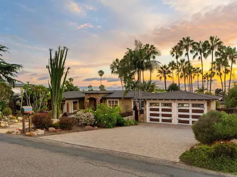 Exterior - 890 Passiflora Ave, Encinitas, CA 92024 photo 5 of 20