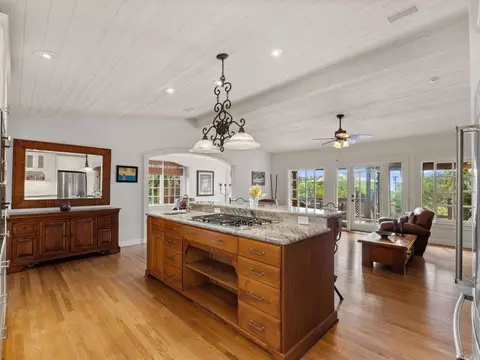 Kitchen - 890 Passiflora Ave, Encinitas, CA 92024 photo 2 of 3