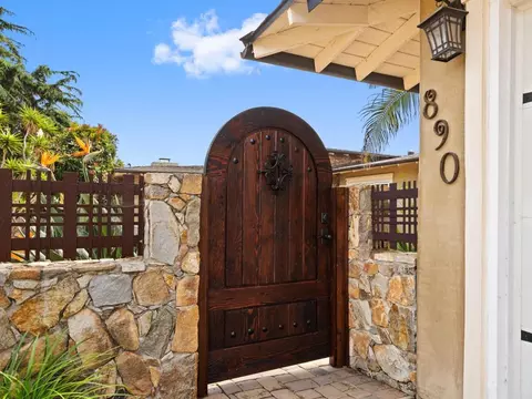 Exterior - 890 Passiflora Ave, Encinitas, CA 92024 photo 7 of 20
