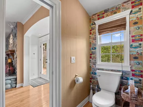 Entry Way - 890 Passiflora Ave, Encinitas, CA 92024 photo 2 of 3