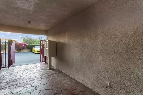 Entry Way - 390 E Madison Ave #H, El Cajon, CA 92020 photo 4 of 4