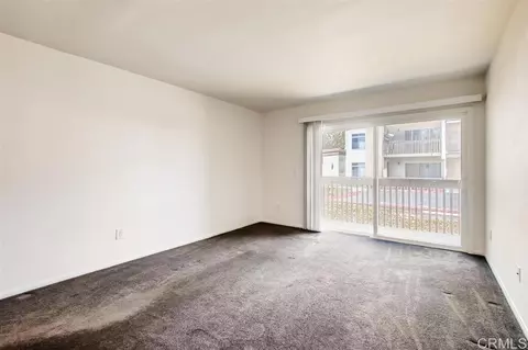 Living - 432 Edgehill Ln #156, Oceanside, CA 92054 photo 2 of 2