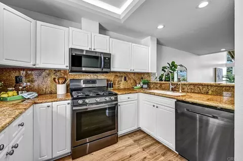 Kitchen - 17742 Villamoura Dr, Poway, CA 92064 photo 1 of 4