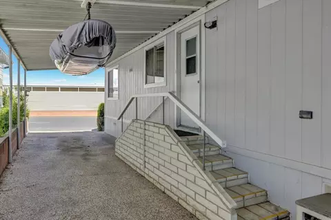 81 Seagull Ln, Oceanside, CA 92057 photo 23