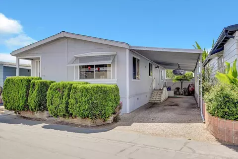81 Seagull Ln, Oceanside, CA 92057 photo 3