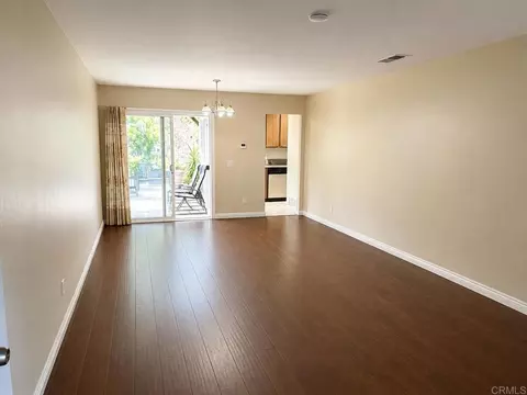 Living - 4552 Beverly Glen Dr, Oceanside, CA 92056 photo 1 of 2