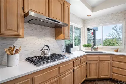 Kitchen - 25771 Caryn Ct, Ramona, CA 92065 photo 2 of 6