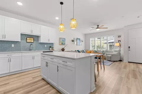 Kitchen - 311 Satsuma Trl, Fallbrook, CA 92028 photo 6 of 6