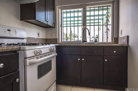 Kitchen - 355 Calle Mariposa, Oceanside, CA 92057 photo 1 of 1